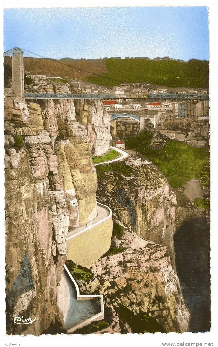 Algérie-CONSTANTINE- Route de la Corniche-