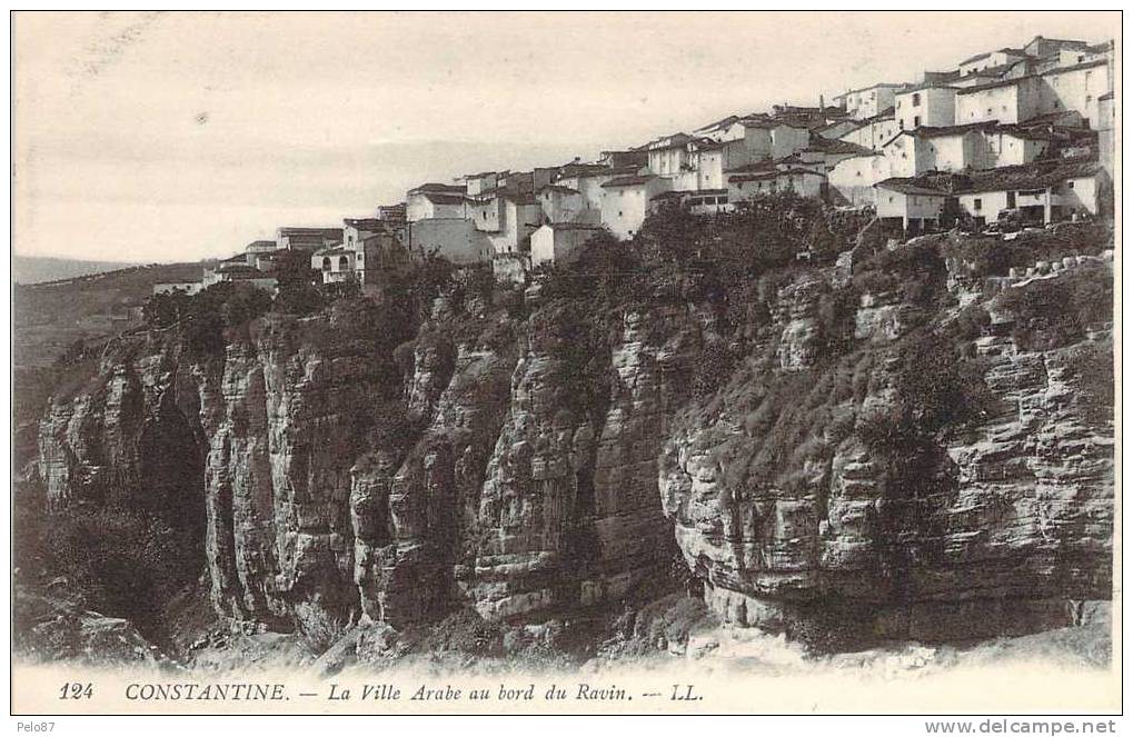 CPA   Constantine La ville arabe au bord du ravin   BI 638