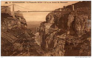 constantine la passerelle m´cid à 175m au dessus du Rhummel