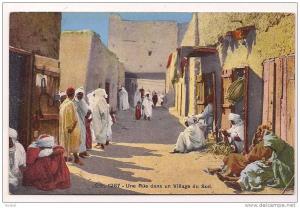 cp , ALGÉRIE , Une Rue dans un Village du Sud