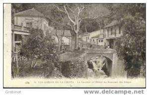 ALGERIE BLIDA  GORGES de la CHIFFA CASCADE et HOTEL du RUISSEAU des SINGES ANIMEE NON ECRITE BE