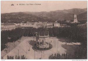 CPA BLIDA LA PLACE D'ARMES.