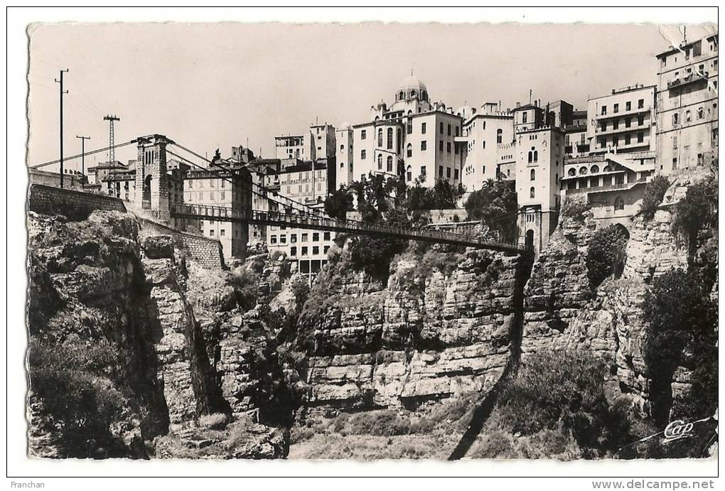 CONSTANTINE - La Médersa