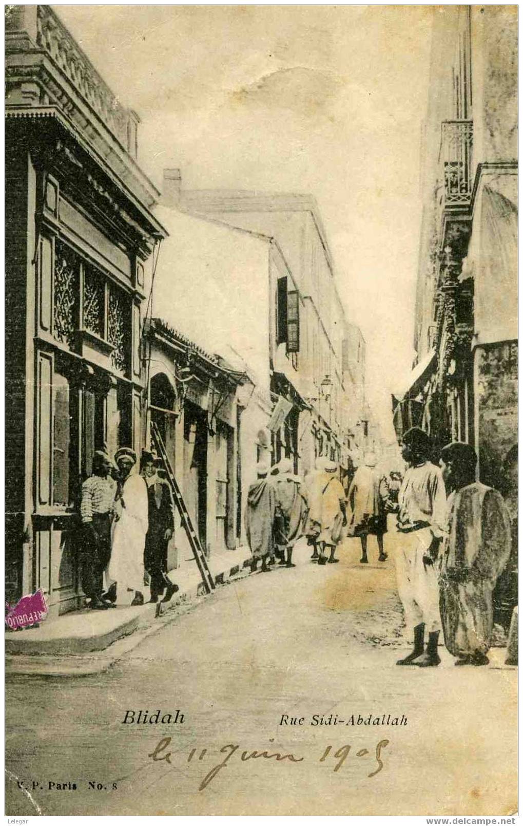BLIDA / RUE SIDI-ABDALLAH en 1905 trés animée/