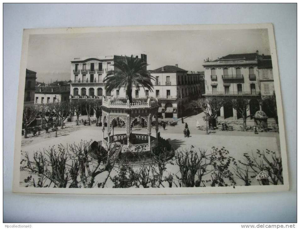 ALGERIE - BLIDA -  PLACE CLEMENCEAU - ANIMATION (EDITION C.A.P. PARIS N° 145)
