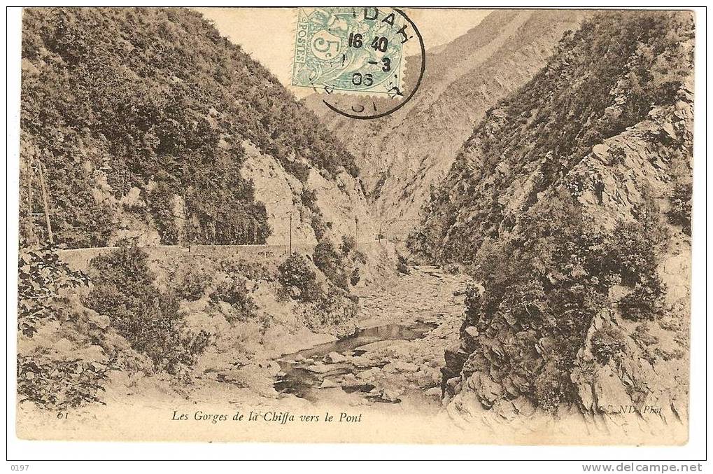C. P.  ALGERIE  .  AUX  ENVIRONS  DE  BLIDA . LES GORGES DE LA CHIFFA VERS LE PONT EN 1906