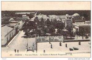 CPA     Biskra Vue vers l'Oasis Le casino et route de Touggourth     PI 1937