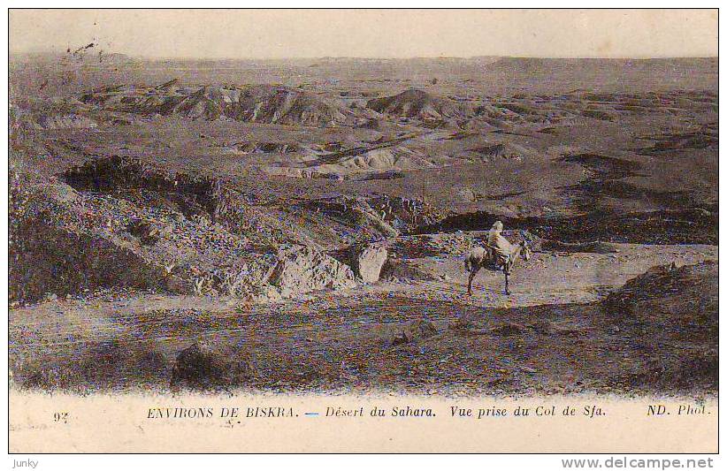 Algérie - Biskra - environs - désert du Sahara - vue prise du col de sfa