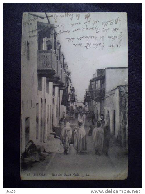 CPA-BISKRA-ALGERIE-RUE DES OULED NAILS-EDITION LL-N°17