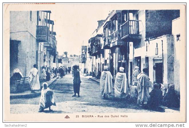 BISKRA. Rue des Ouled-Naïls. 25