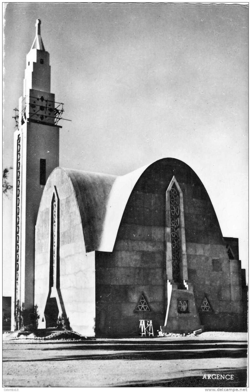 ALGERIE CPSM  COLOMB BECHAR L'EGLISE