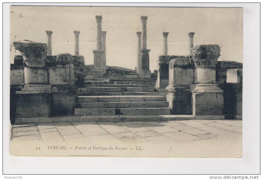 ruines romaines de timgad ( près de batna ) entrée et portique du forum