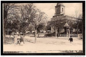 CPA AFRIQUE -VILLAGES D'ALGÉRIE- BATNA  L'EGLISE AVEC ANIMATION-