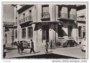 cpsm Batna la Poste  animée, auto 4cv