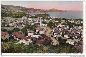 CPSM -    Algérie -    BÔNE   -  Vue générale sur St-Cloud et l'Eglise Ste-Thérèse -