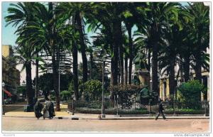 BONE.la statue de bertagna et le cours