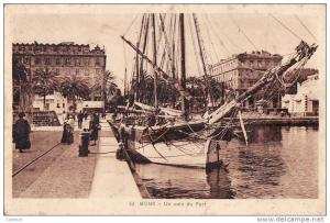 2384  BONE   LE PORT  non écrite   froissée  dans l état