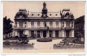 BONE - HOTEL DE VILLE