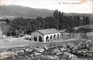 ALGERIE.Batna.Le lavoir.