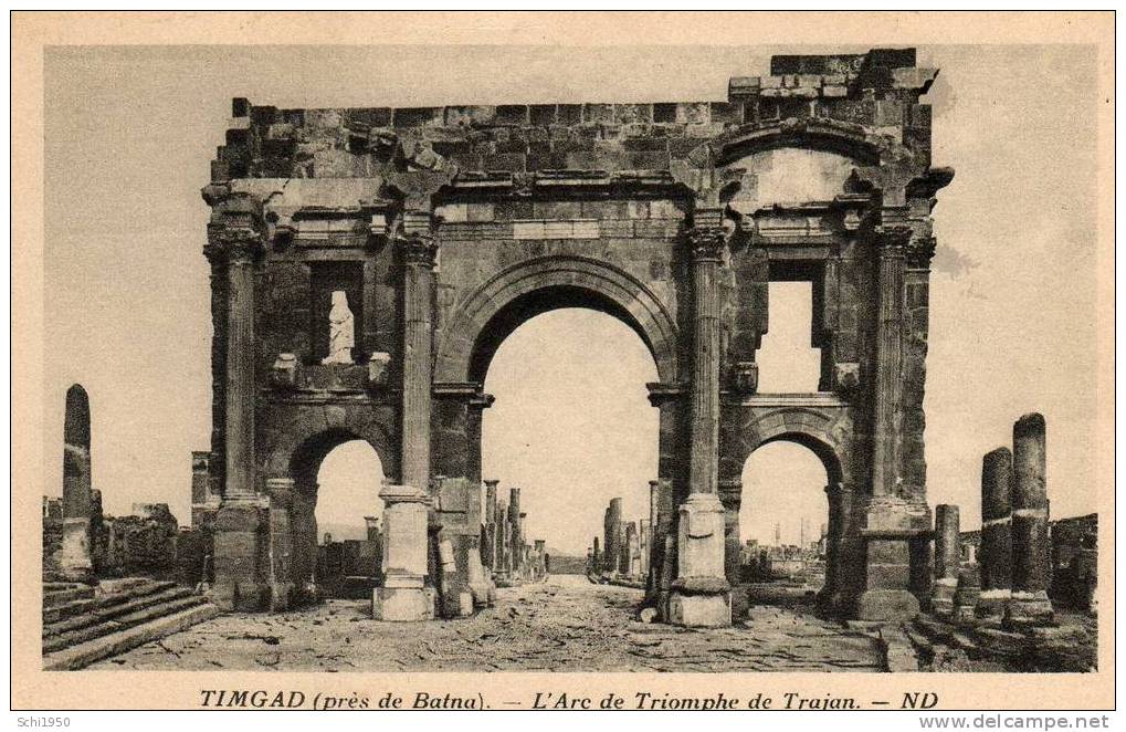 BS - ALGERIE - Timgad (Près de Batna) - L'Arc de TRiomphe de Trajan