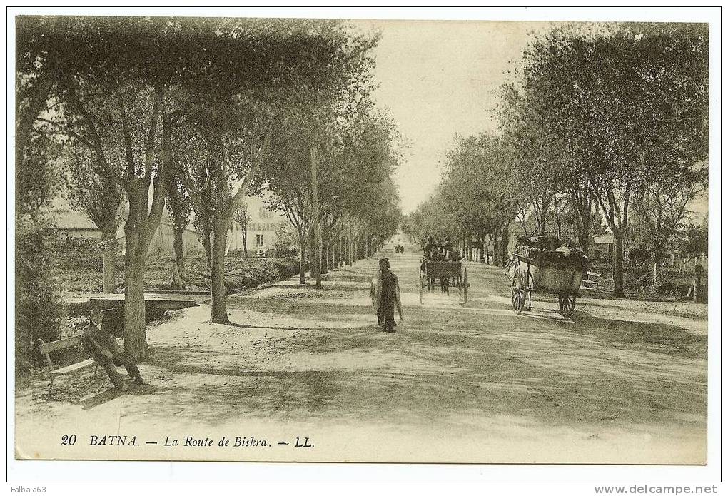 CPA Animée-BATNA--La route de Biskra--