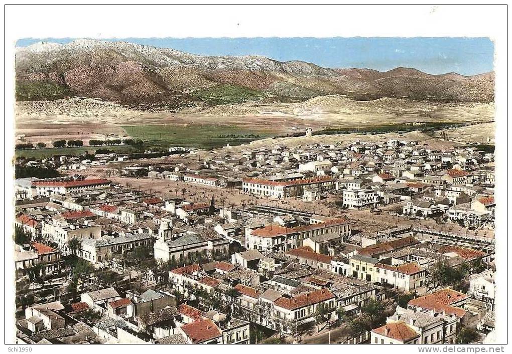 PM -     Batna - Algérie - vue panoramique aérienne , au centre l'Eglise
