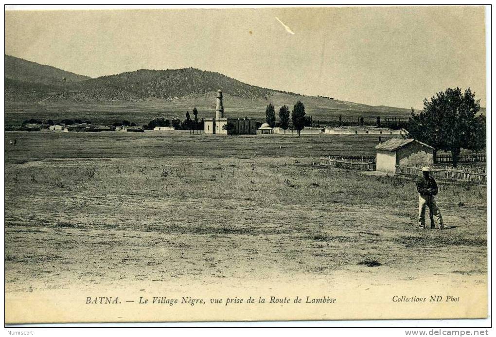 CPA...DE BATNA...ANIMEE...LE VILLAGE NEGRE...PRIS DE LA ROUTE DE LAMBESE...