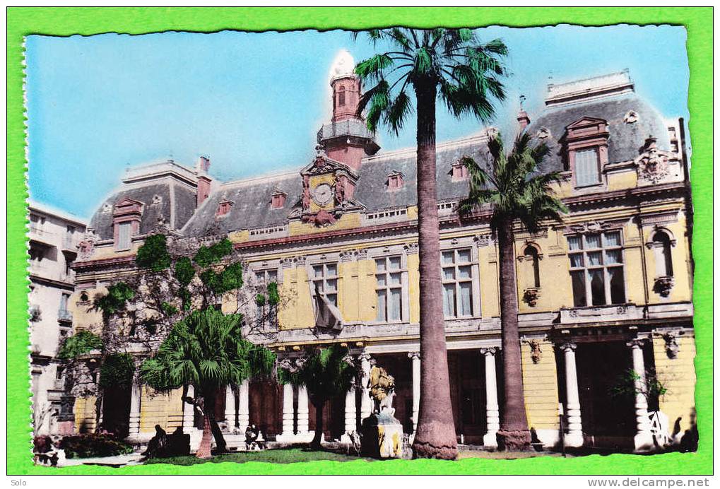 BONE - L'Hôtel de Ville