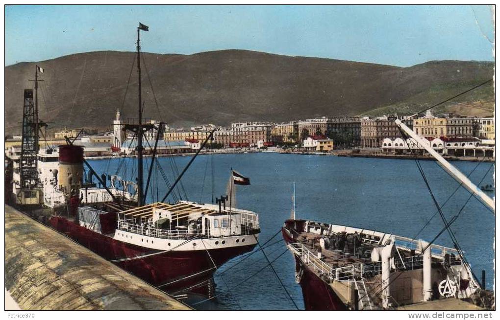 ALGERIE BONE - Vue partielle du port Bâteau