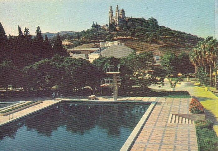 ANNABA Piscine et Basilique