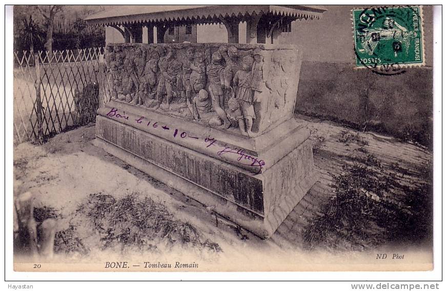 BONE - TOMBEAU ROMAIN