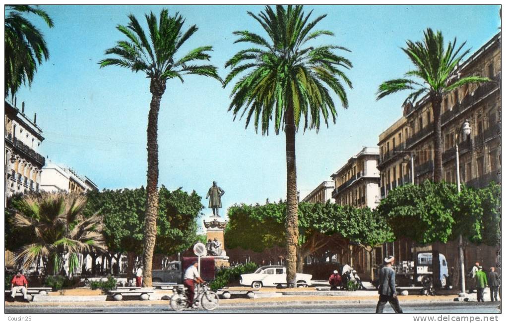 ALGERIE - BONE - Cours Bertagna et Statue Thiers