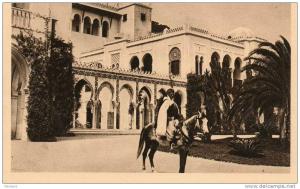 PALAIS  D ETE......PERGOLA..