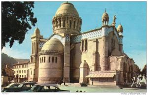 NOTRE DAME D AFRIQUE...TIMBRES AU DOS  VOIR SCAN..1963