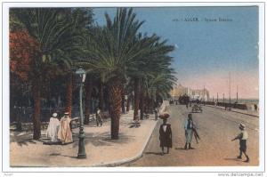 CPA  Alger Square Bresson  (animée)    B78