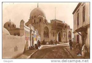 CPA - ALGER - LA MEDERSA ECOLE SUPERIEURE ARABE - Editions C.A.P / N° 62 ( carte abîmée partie sup en l'état)