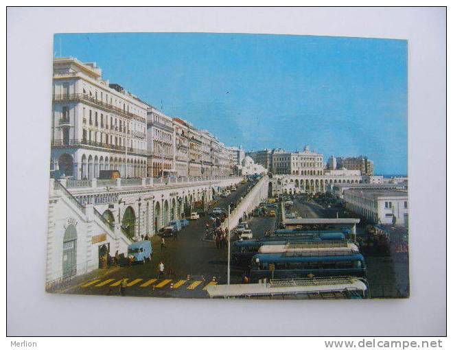 Algerie -Alger -Le Bastion Central     CPM     VF    D55615