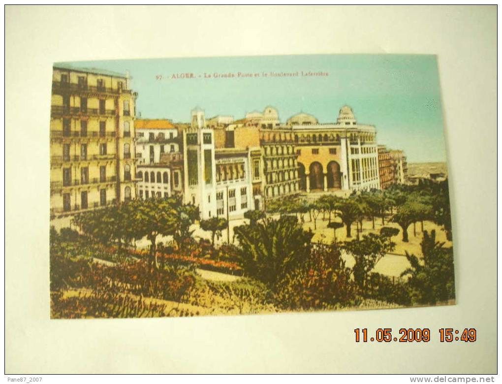 ALGERIE   ALGER  LA  GRANDE POSTE  ET  BD  LAFERRIERE
