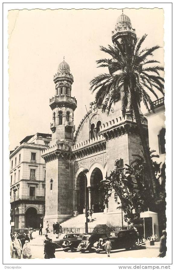 XW 335 Alger - Place du Cardinal Lavigerie - La Cathedrale - old mini card / non viaggiata