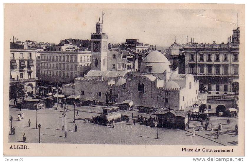 Algérie - Alger - Place du Gouvernement