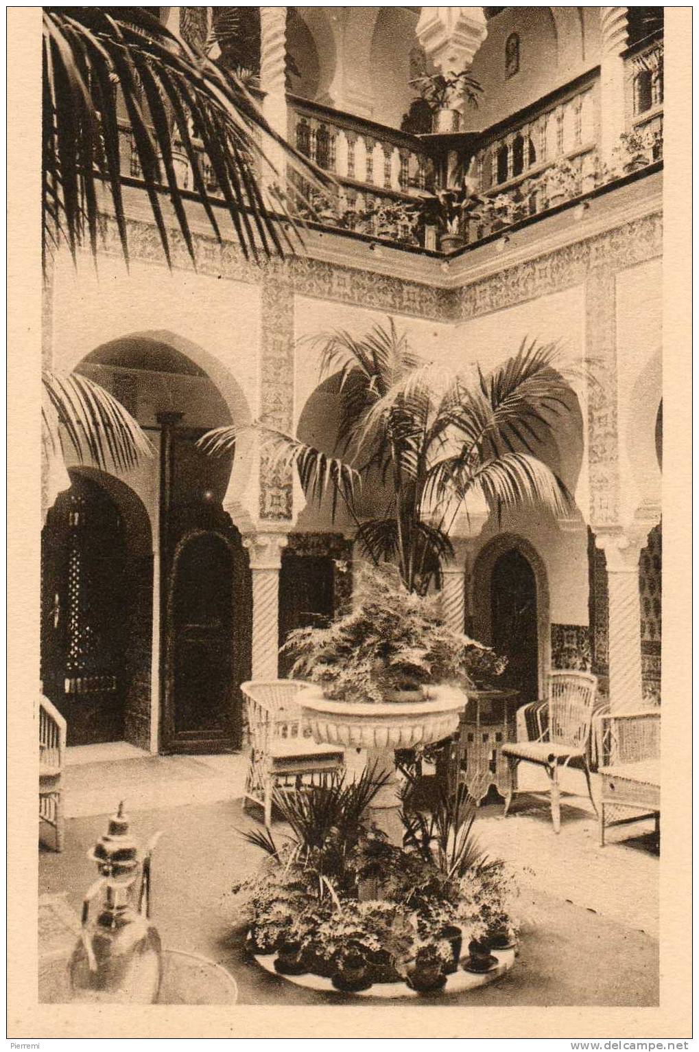 PALAIS  D ETE......SALON  MAURESQUE...