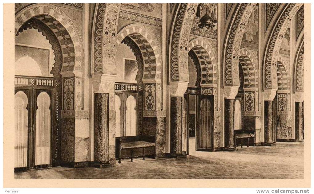 PALAIS  D ETE......SALLE  DES  FETES.....