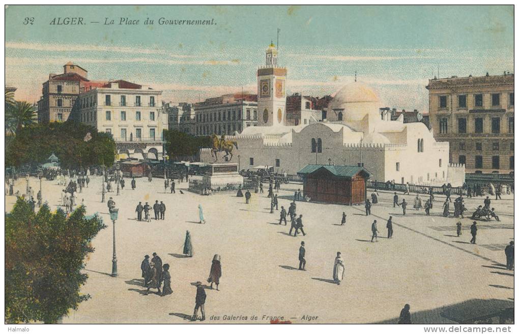 ALGER - La Place du Gouvernement