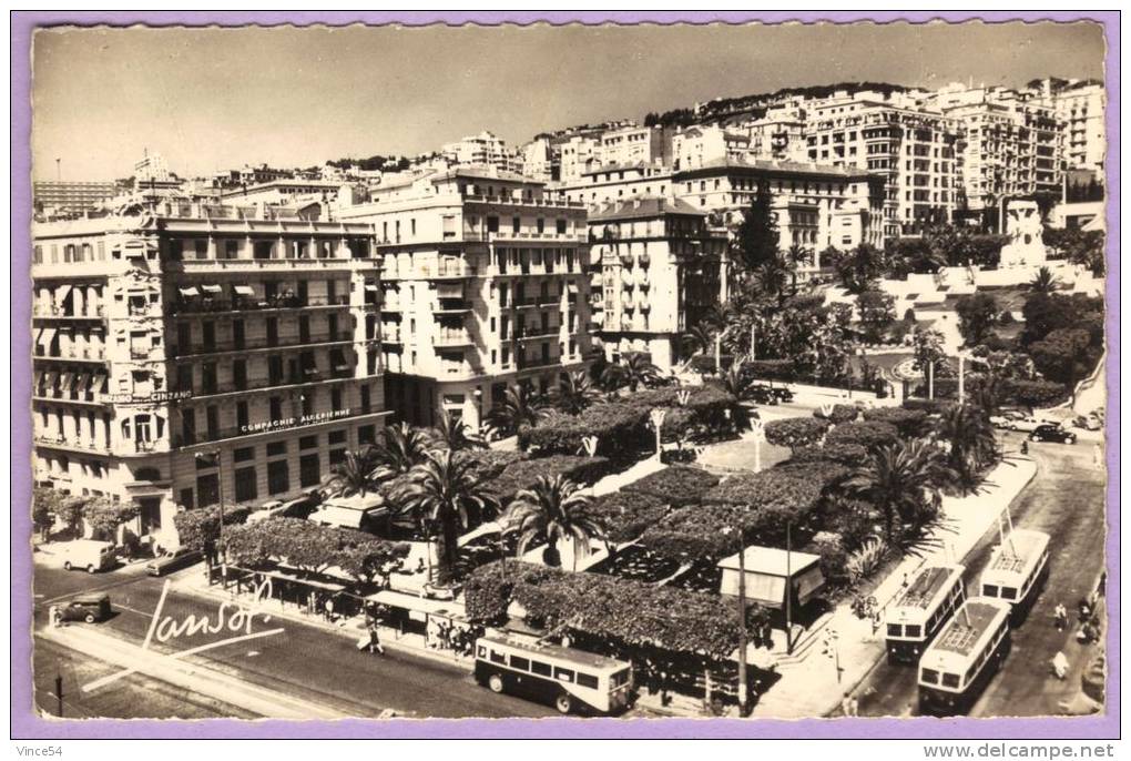 ALGER - Boulevard Laferrière Trolleybus Renault Dauphinoise Mercury 1950 Peugeot D4b Citroen Traction