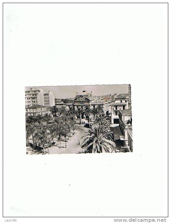 Maison Carrée (Alger) place Zévacco - la mairie