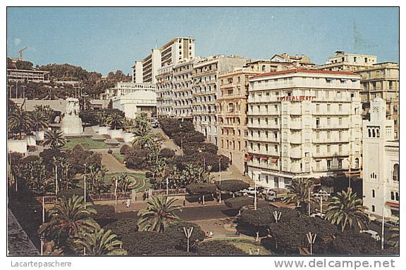 X9463 ALGERIE ALGER BOULEVARD KHEMISTI EN 1970