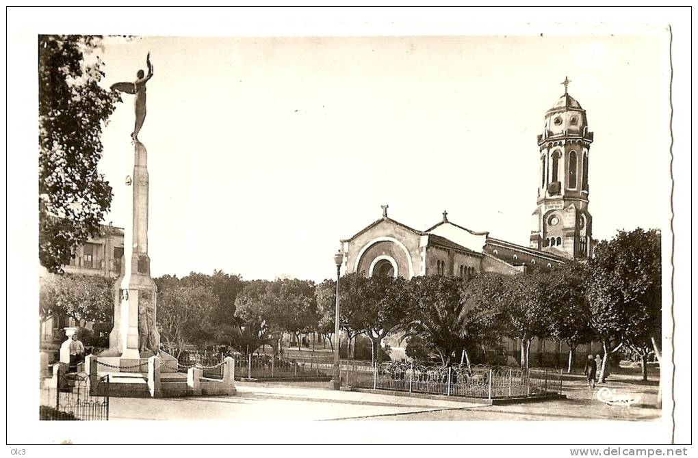 relizane monument aux morts et eglise