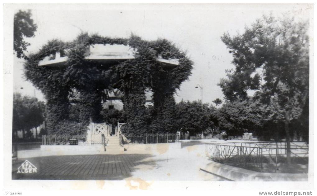 RELIZANE Le Kiosque.