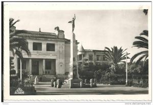 CPSM Algérie Relizane . La Poste et le Monument