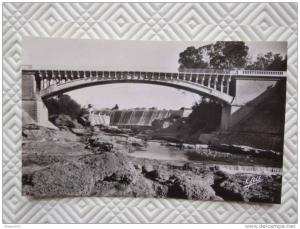 Belle CPSM  (format CPA)   RELIZANE - Le barrage et le pont     Circulée sans date    Bon état